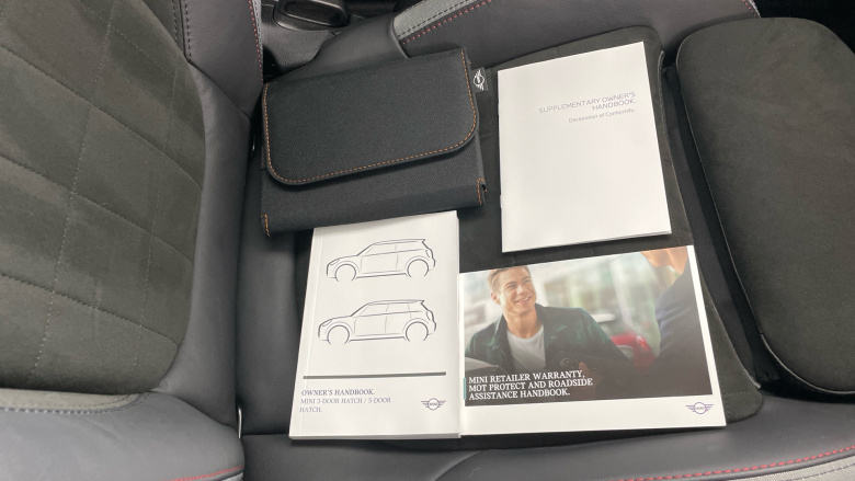 MINI Hatchback 1.5 Cooper Sport Premium Plus 3dr Auto Petrol Hatchback